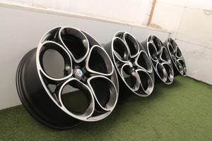 Cerchi in lega Alfa Romeo Giulia Stelvio 20