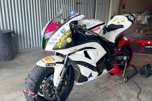 Cbr600rr pronto pista