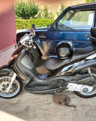 scuter Beverly 125 