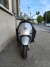 Vespa LX 150