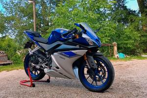 Yamaha yzf r125 201y