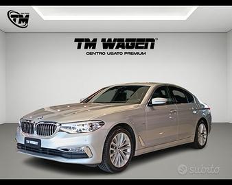 BMW 520d xDrive Luxury 190CV 2017 restyling 4x4 *B