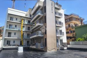 3 LOCALI A POMIGLIANO D'ARCO