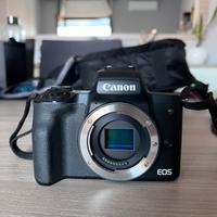 Canon EOS M50 mark II + Obiettivi e Adattatore