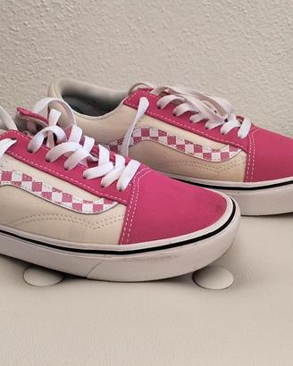 Vans comfychus 