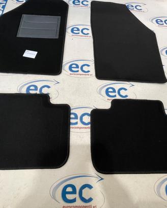 Tappetini in moquette per Fiat Punto