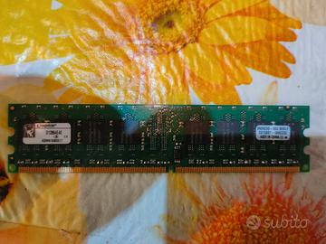 ddr 3 kingston 1600 mhz da 4 GB