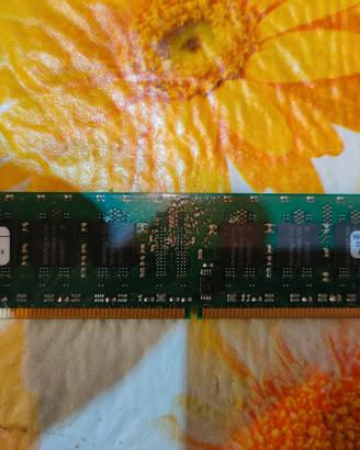 ddr 3 kingston 1600 mhz da 4 GB