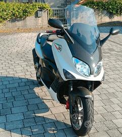 Yamaha Tmax