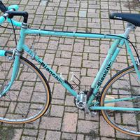 Bianchi da corsa vintage per Eroica restaurata