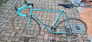 Bianchi da corsa vintage per Eroica restaurata