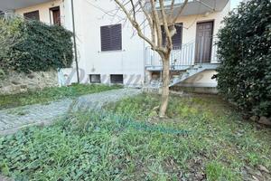 Appartamento di 80 m² con 3 locali e box auto dopp
