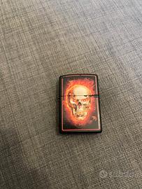 Zippo teschio