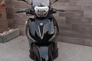 Piaggio Beverly 400 Hpe 2024