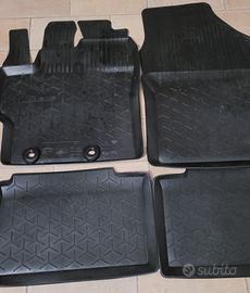 TAPPETINI AUTO YARIS