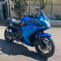 Xj6 diversion F 2013