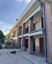 Immobile in asta di 216 m² con 4 locali e box auto