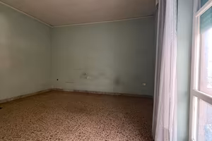 Sono centrale ampio tre vani