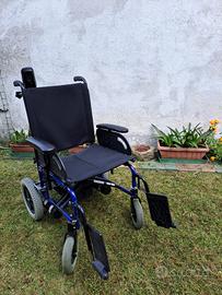 Carrozzina elwttrica pieghevole per disabili