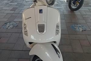 vespa piaggio 300 2009 