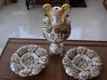 2 Grandi Piatti + 1 vaso Capodimonte