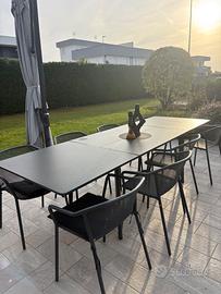 tavolo emu allungabile con 8 poltroncine