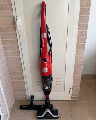Aspirapolvere con filo senza sacco