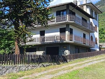 Appartamento di 176 m² con 5 locali a Tresivio