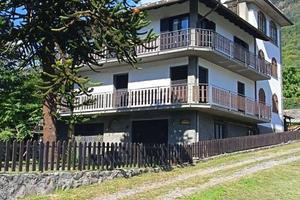 Appartamento di 176 m² con 5 locali a Tresivio