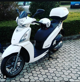 Kymco People 300 Gti
