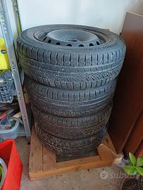 Gomme Invernali  185/60 R15