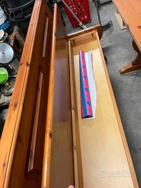 Tavolo in legno massello