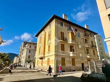 3 LOCALI A FINALE LIGURE