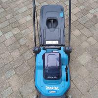 Tosaerba a batteria Makita