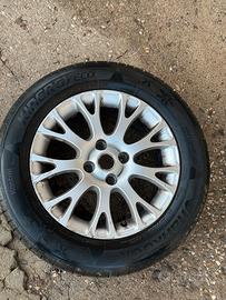 Cerchio in lega 15 - Attacco 4 fori