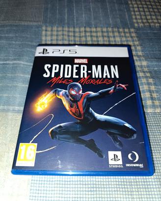 spiderman miles morales ps5 vend.o  o scambi.o 