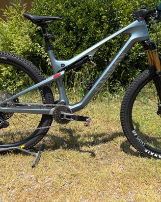 Canyon  lux trail cf9