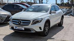 MERCEDES-BENZ GLA 200 1.6cc 156cv NAVIGATORE CAM