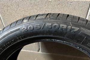 Gomne estive 205/50 R17 nuove