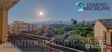 Appartamento con garage a fiumefreddo di sicilia