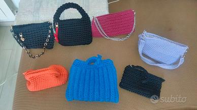 Borsette artigianali di cotone fatte all'uncinetto