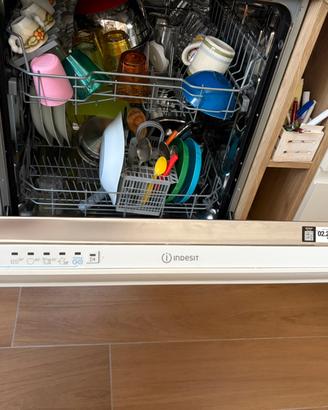 Lavastoviglie da incasso indesit IN2IE14CNP80 60cm