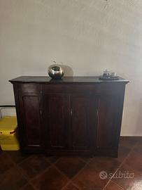 Vari mobili antichi anni 50