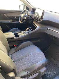 Peugeot 3008 Allure 1.5 Diesel Anno 2021