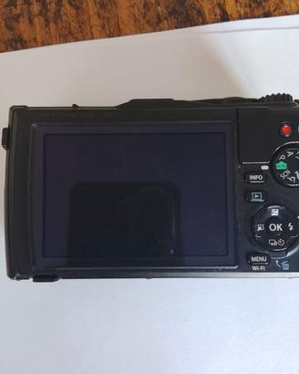 Fotocamera digitale subacquea Olympus Tough