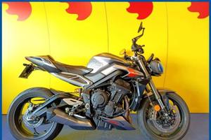 TRIUMPH Street Triple Finanziabile - Grigio scur