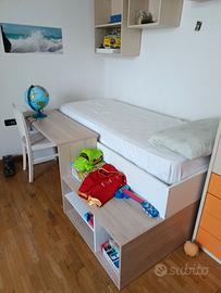 letto con scrivania integrata 