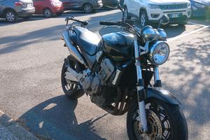 honda hornet 900 2005