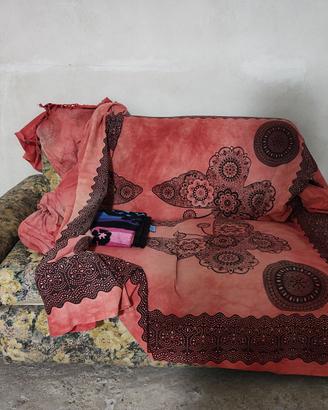 Divano vintage floreale