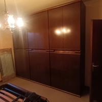 Armadio, letto matrimoniale con comodini